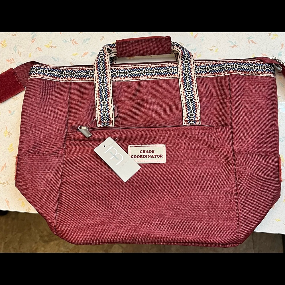 NWT Maurice’s insulated bag w/optional shoulder strap